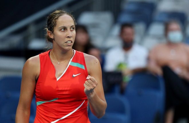 转会费用与 转会费用与