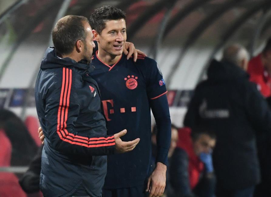 篮频频受到 篮频频受到