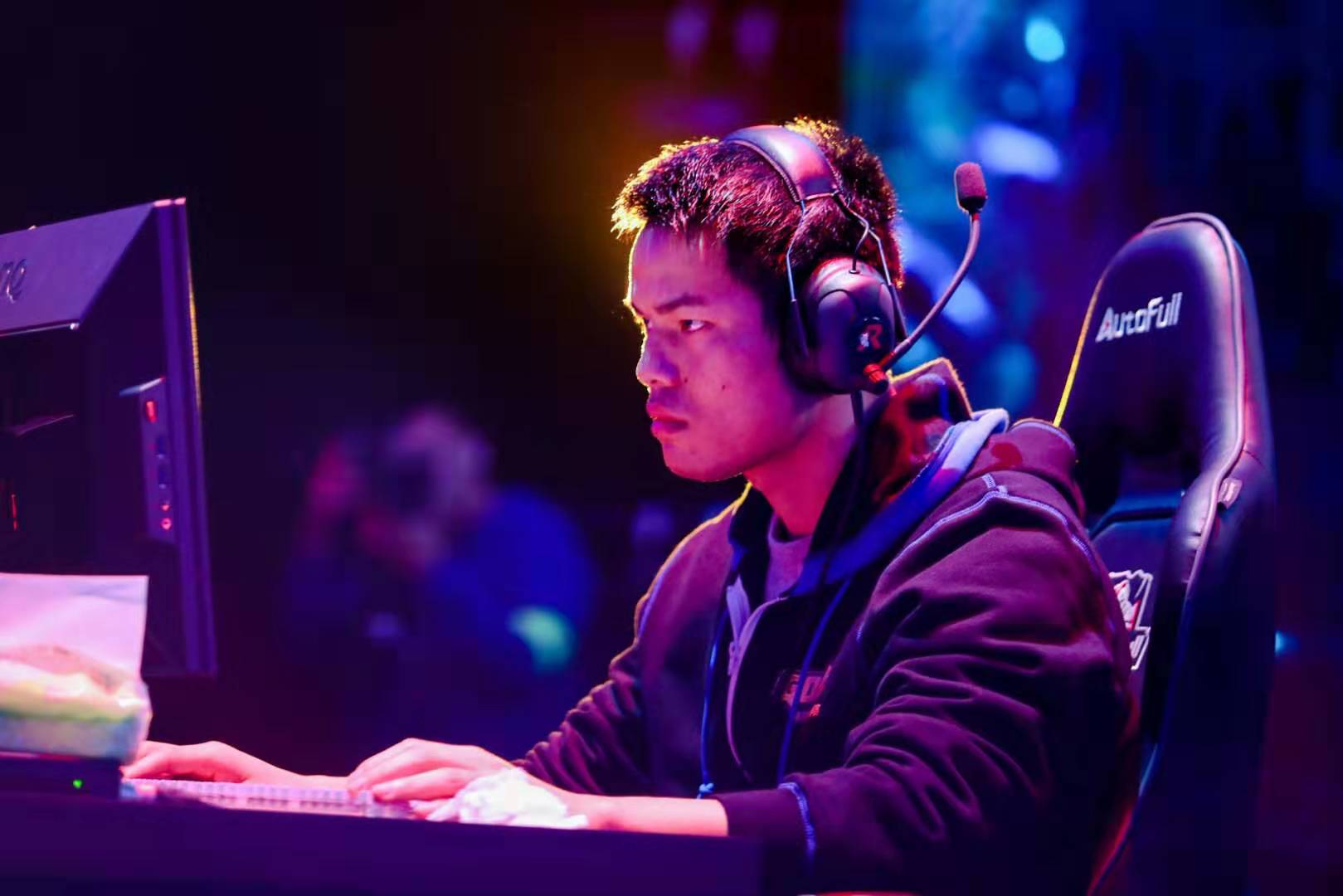 加兰变向突 加兰变向突